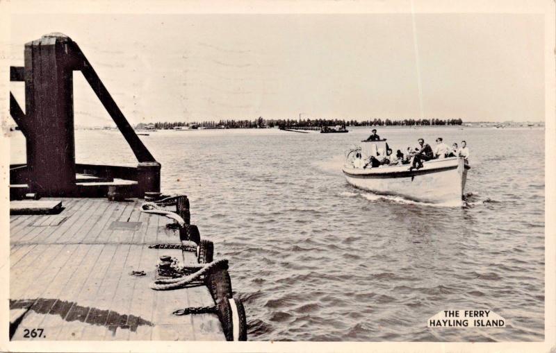 HAYLING ISLAND HAMPSHIRE UK-FERRY~PHOTO POSTCARD 1954