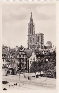 France Strasbourg Rue de la Rouane et la Cathedrale