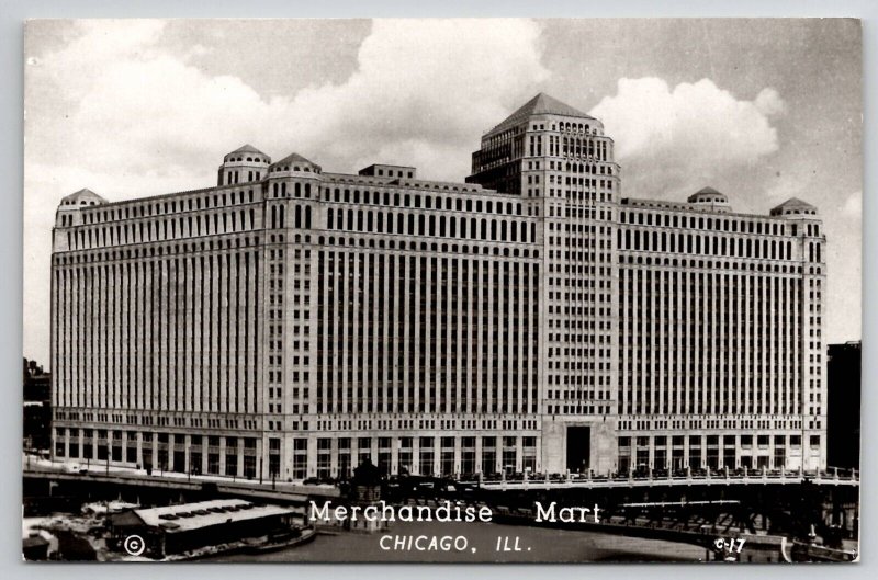 RPPC Chicago IL Merchandise Mart Postcard H23