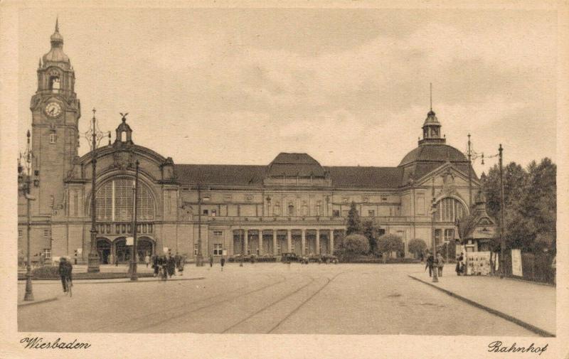 Germany Wiesbaden Bahnhof 02.68