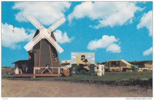 Windmill, Welcome- Camping Daniel, Route 132, St-Ulric, Quebec, Canada, PU-1989