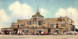 1930s INDIANAPOLIS INDIANA WEIR COOK AIRPORT UNPOSTED LINEN POSTCARD P372