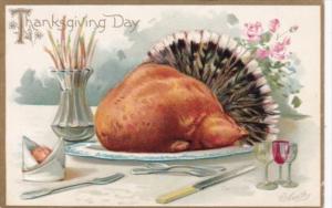 Thanksgiving Turkey On A PLatter Tucks