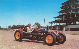 1951 Lee Wallard Driver Indianapolis IN 500 Mile Race Motor Speedway, Postcard