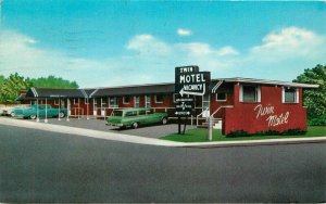 Portsmouth Ohio Twin Motel roadside automobiles Butler Postcard 21-11943