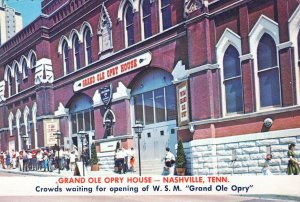 VINTAGE CONTINENTAL SIZE POSTCARD GRAND OLE OPRY HOUSE NASHVILLE TENN