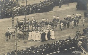 Royalty Berlin 1906 ceremony parade carriage procession elegance glam