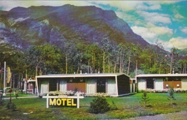 Canada Green Acres Motel Canmore Alberta