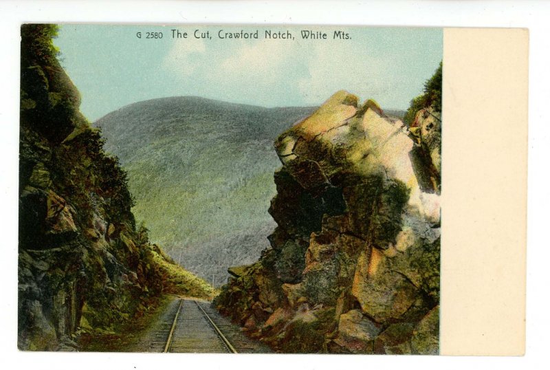 NH - Crawford Notch. The Great Cut, Maine Central Railroad