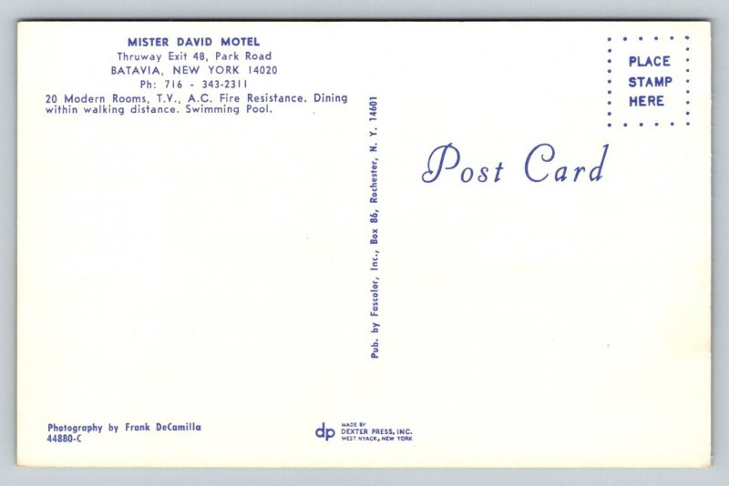 Mister David Motel    Batavia  New York Postcard