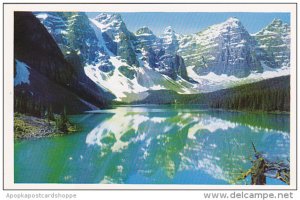 Canada Moraine Lake Banff National Park Alberta