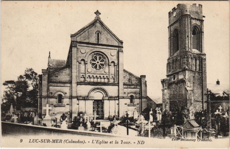 CPA Luc sur Mer Eglise et la Tour (1233914)