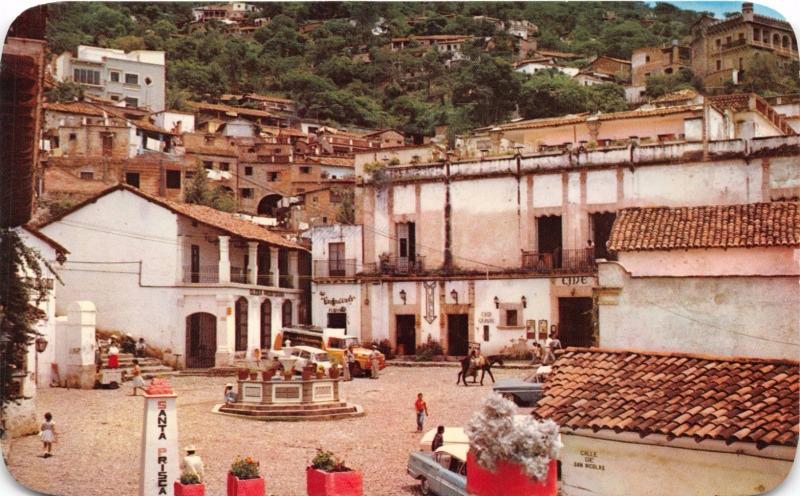 TAXCO GUERRERO MEXICO PLAZUELA y FUENTA~COLONIAL FOUNTAIN & SQUARE POSTCARD