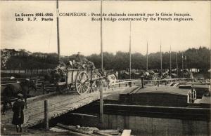 CPA La Guerre 1914-1915 - COMPIEGNE - Pont de chalands construit par (291450)