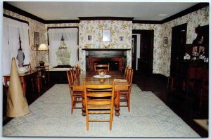 Postcard - Dining Room, Roosevelt Cottage - Welshpool, Canada