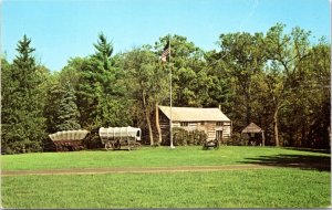 Postcard MO St. Louis - Grant's Farm - Grant's Cabin home of Ulysses S. Grant