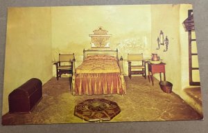 POSTCARD UNUSED - BEDROOM, SPANISH GOVERNOR'S PALACE,  SAN ANTONIO, TEXAS