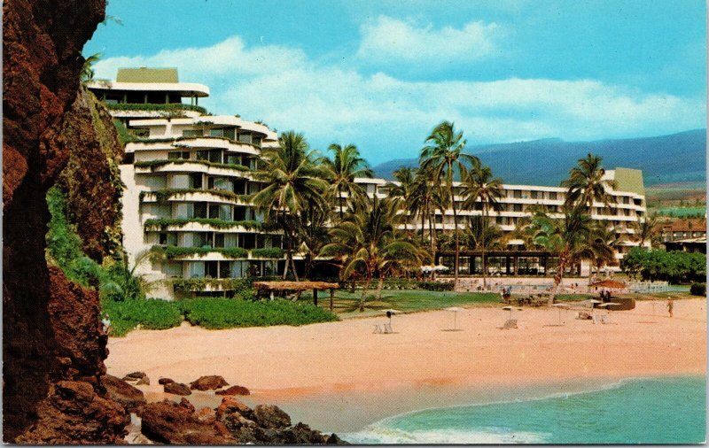 VINTAGE POSTCARD SHERATON MAUI ON BEAUTIFUL KAANAPALI BEACH HAWAII