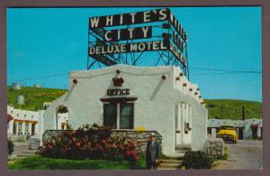 White's City Deluxe Motel New Mexico Postcard near Carlsbad Caverns