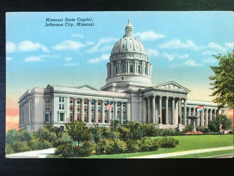 Vintage Postcard 1943 Missouri State Capitol, Jefferson City, Missouri (MO)