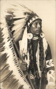 Native Americana +++Photography Idnain w/ Bow Head Dress in Studio c1910 RPPC