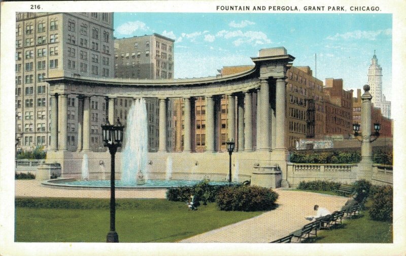 USA - Fountain And Pergola Grant Park Chicago 04.33