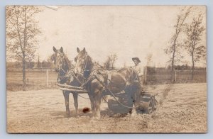 J87/ Interesting RPPC Postcard c1910 Farmer Horses Rollers Machine 473