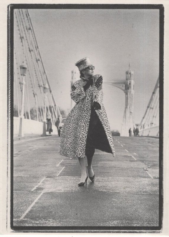 Real Life Cruella DeVille At Seaside Upper Class Fashion Postcard