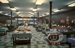 Lincoln IL Route 66 Stetson Corp Store Interior Glassware - Postcard