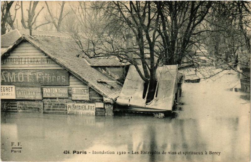 CPA PARIS Le Entrepots de vins et spiritueux a Bercy INONDATIONS 1910 (606202)