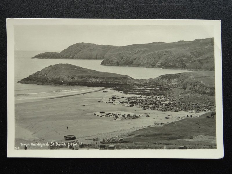 Wales Pembrokeshire Trwyn Hwrddyn ST. DAVIDS HEAD Old RP Postcard by W.H. Mendus