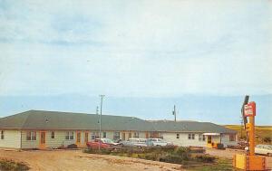 Circle Montana Travelers Motel Street View Vintage Postcard K78104