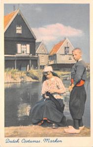 B2647 Netherlands Dutch Costumes Marken PPC front/back scan