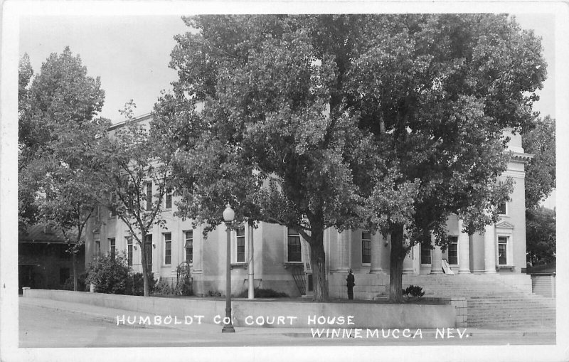 Postcard Nevada Winnemucca Humboldt County Court House 23-411