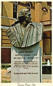 Vintage Postcard 1920's Monument David Crockett Pioneer Hero Trenton Tennessee