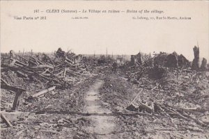 France Clery Le Village en ruines