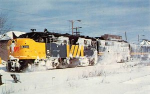 VIA'S OCEAN LIMITED Montreal/Halifax Train 15 FPA-4 #6788 1980 Vintage Postcard