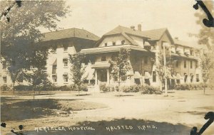 Postcard C-1910 Kansas Halsted Hertzler Hospital occupation roadside KS24-3027