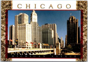 VINTAGE CONTINENTAL SIZE POSTCARD THE MICHIGAN AVENUE MAGNIFICENT MILE CHICAGO