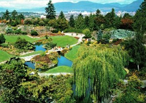 VINTAGE POSTCARD CONTINENTAL QUEEN ELIZABETH PARK VANCOUVER BRITISH COLUMBIA