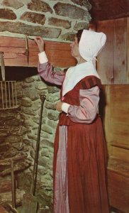 Postcard Lighting A Candle Woman In Her Long Dress Plimoth Plantation Pub.