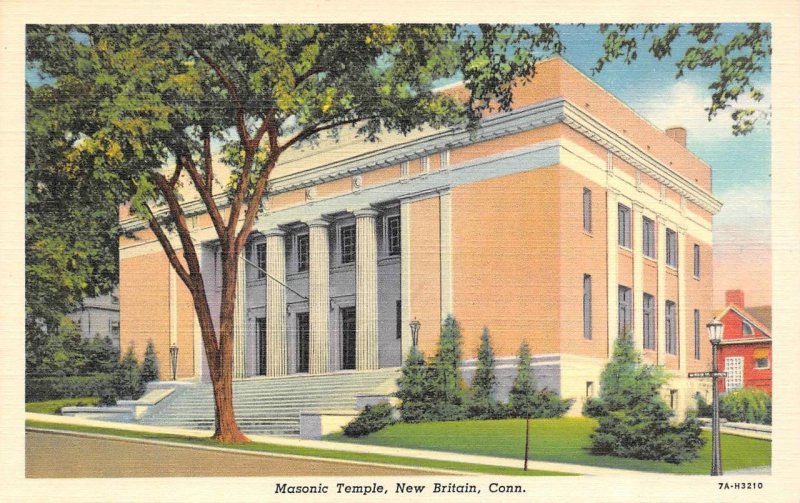 2~Postcards  New Britain, CT Connecticut  MASONIC TEMPLE & STANLEY GOLF CLUB