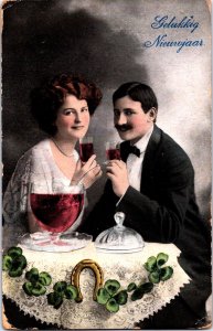 Romantic Victorian Couple Happy New Year Vintage Postcard C001