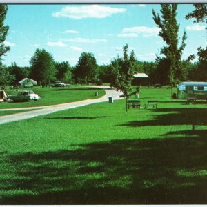 c1960s Strawberry Point IA Backbone Park Camp Streamliner Trailer Chrome PC A334