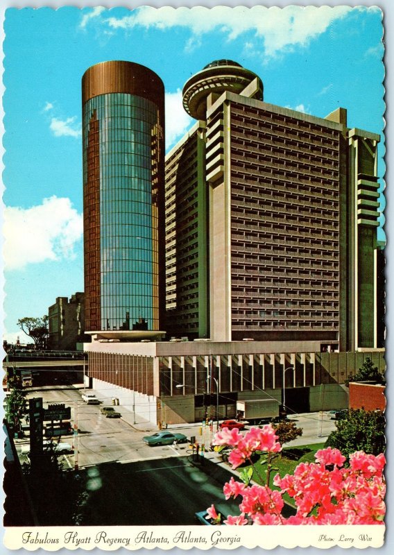 c1970s Atlanta, GA Hyatt Regency Modern UFO Hotel Nice Chrome Photo Large PC M1