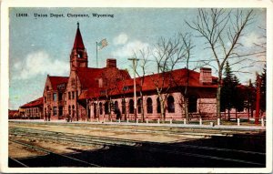 Postcard WY Laramie County Cheyenne Union Depot Railroad Train Tracks 1930s M74