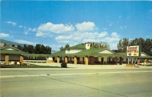 Cody Wyoming 1960s Postcard Sunset Motel near Buffalo Bill Museum