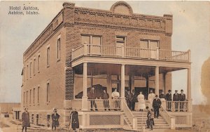 J40/ Ashton Idaho Postcard c1910 Hotel Ashton People Staircase Entrance 199