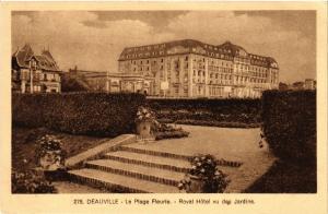 CPA DEAUVILLE - La Plage Fleurie - Royal Hotel vu des Jardins (515683)