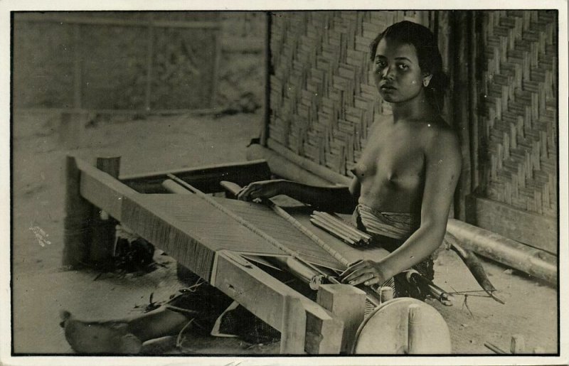 indonesia, BALI, Native Topless Nude Woman Weaving (1938) RPPC Postcard